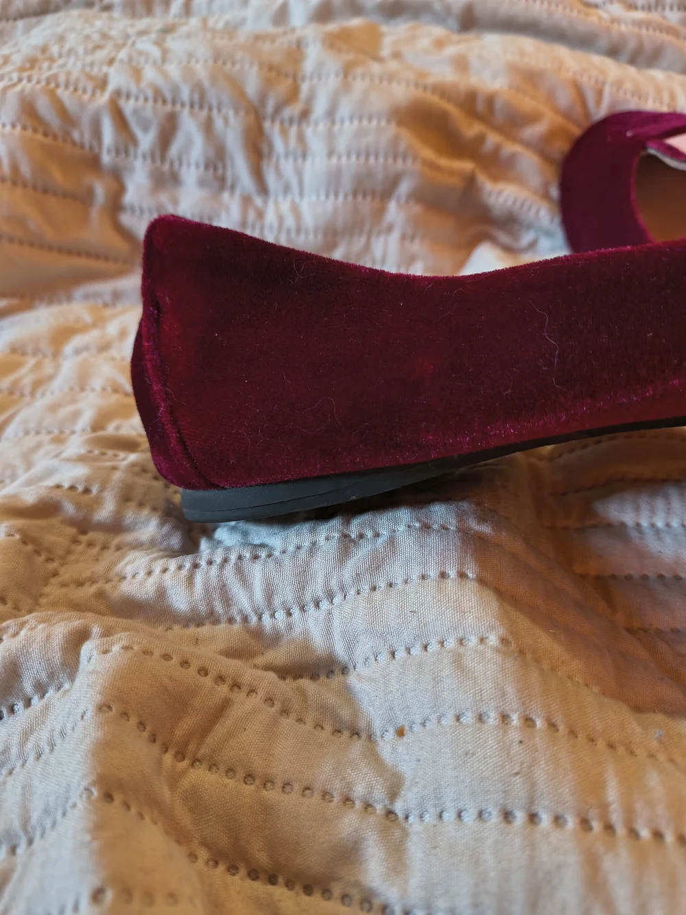 T.U.K. Burgundy Rabbit Face Suede-Look Ballet Flats. 6.5